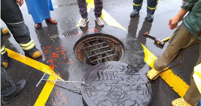雨灌桃園爆災情!八德下水道「工人遭沖走」、轎車闖地下道險滅頂
