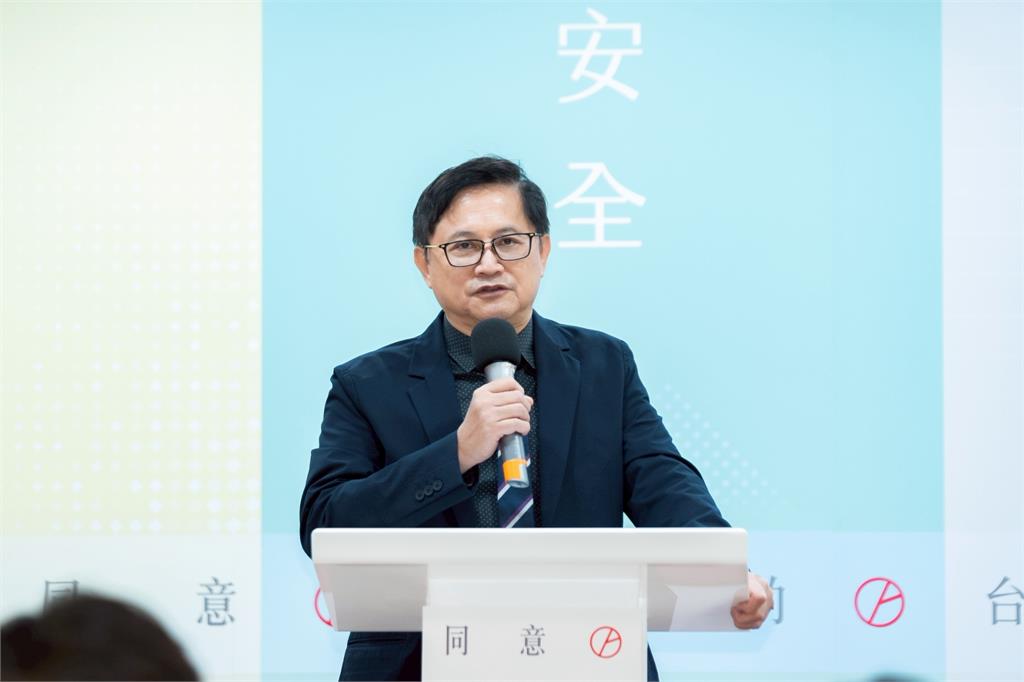 快新聞／合體黃國昌推核三延役　童子賢「823是否挺罷免」反應曝