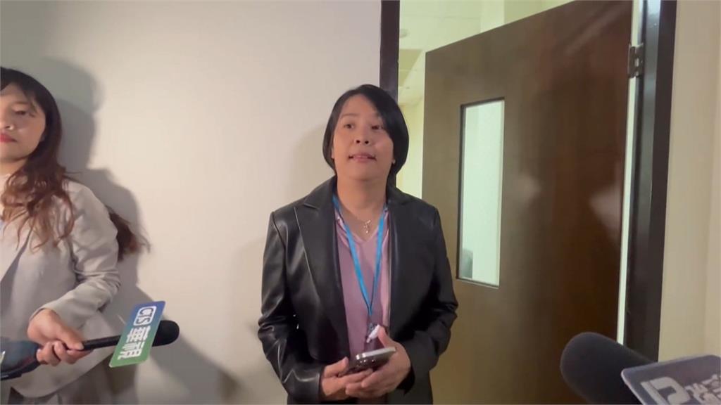 李貞秀將成首位中配立委？　沈伯洋：沒用過中國護照怎來台