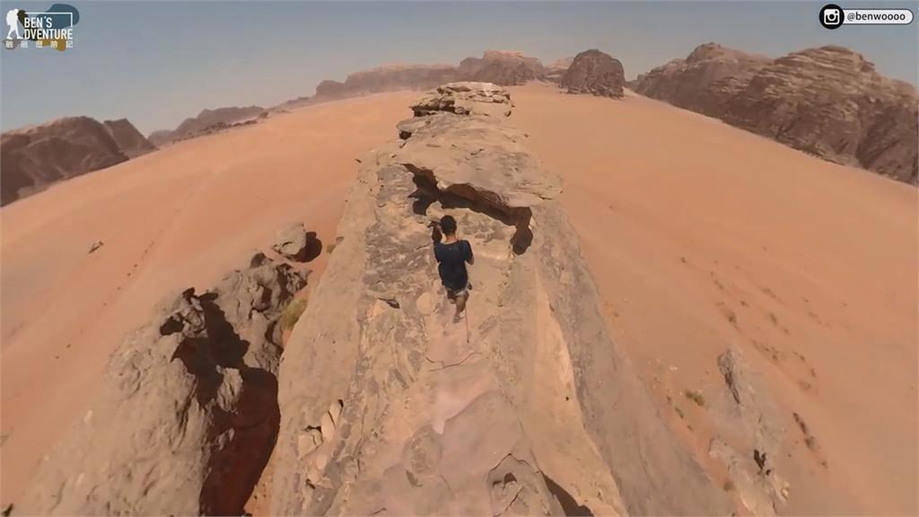變形金剛拍攝地！台男訪約旦「紅色巨石沙漠」　嗨讚：感覺來到<em>火星</em>