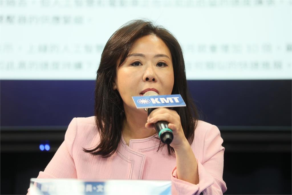 獨家／李彥秀引述史明名言談防疫預算　基金會董事長開嗆：牛頭不對馬嘴