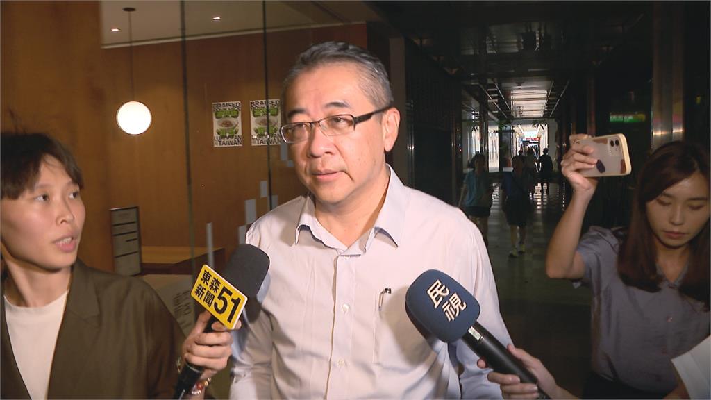 律師鄭深元進柯辦公室待3小時　　柯文哲再赴台大醫院探柯爸