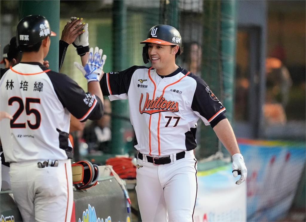 中職(影)／獅隊回主場奪開季二連勝！中信兄弟終破蛋擊退富邦悍將