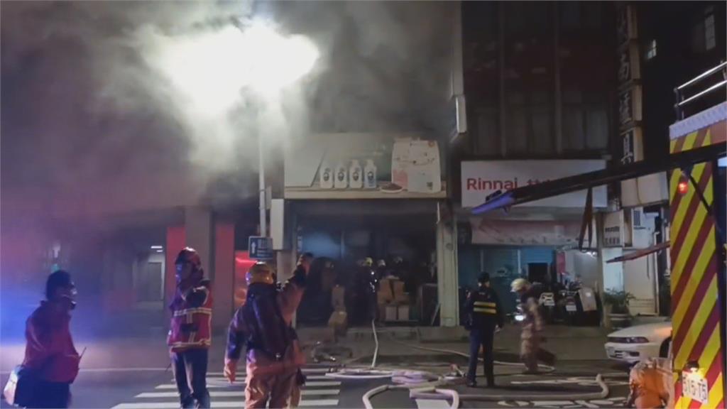 25死！台南三層樓寵物店傳火警　25隻毛小孩不幸命喪火窟