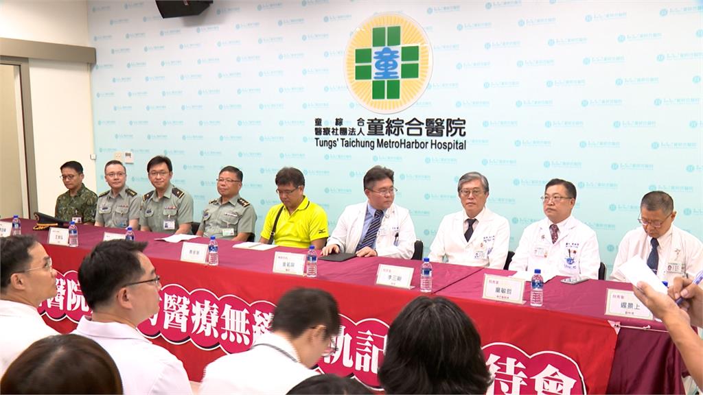 墜傘後40天轉院三總 秦良丰露面氣色佳