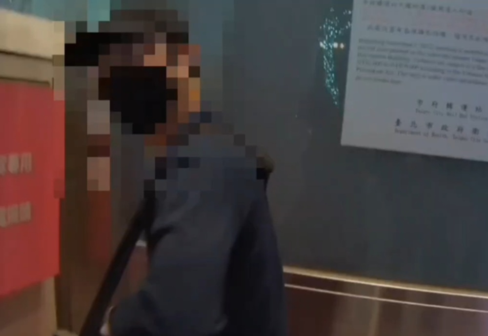 人群中不時翻動背包　巡邏眼尖查獲竊盜嫌犯