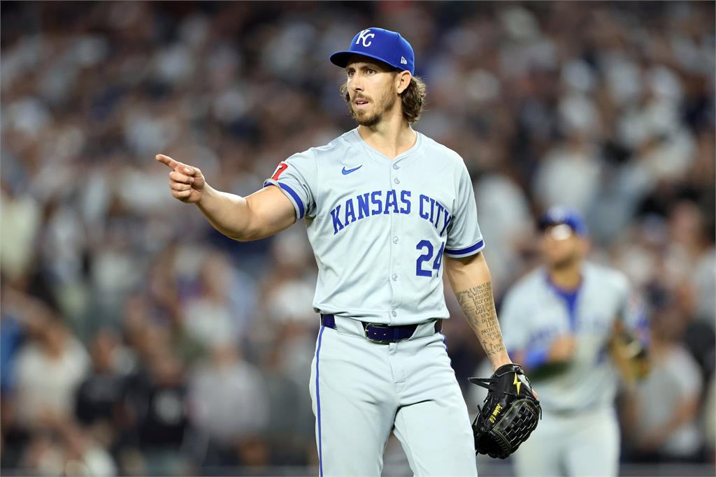 MLB(影)／皇家和曾投出無安打的明星右投續約　1年逾2億留下洛倫岑