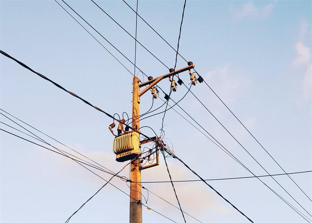 中國東北對居民限電　電力公司稱電網有崩潰危險