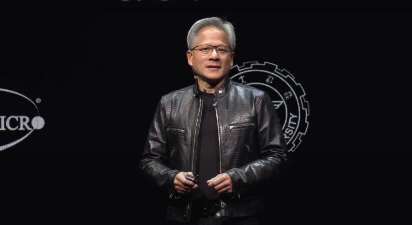 黃仁勳：輝達AI晶片效能演進速度已超過摩爾定律