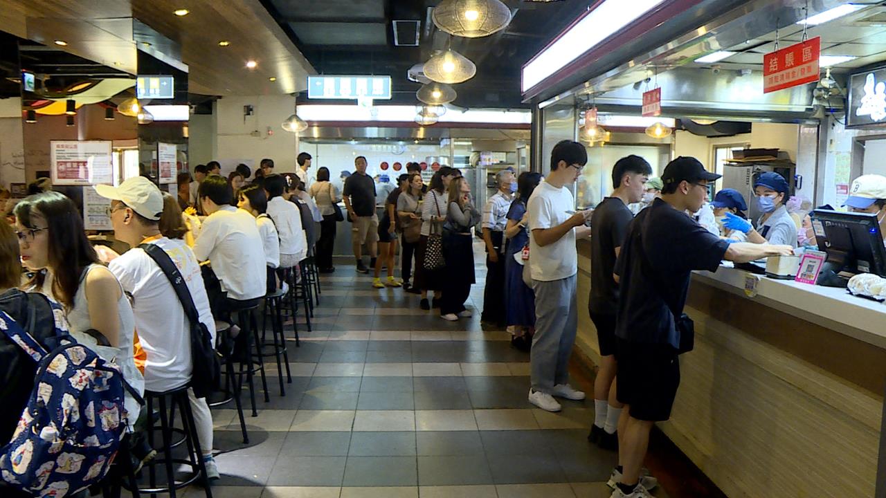 炸油條熱油不慎碰上火源　華山市場「阜杭豆漿」驚傳火警