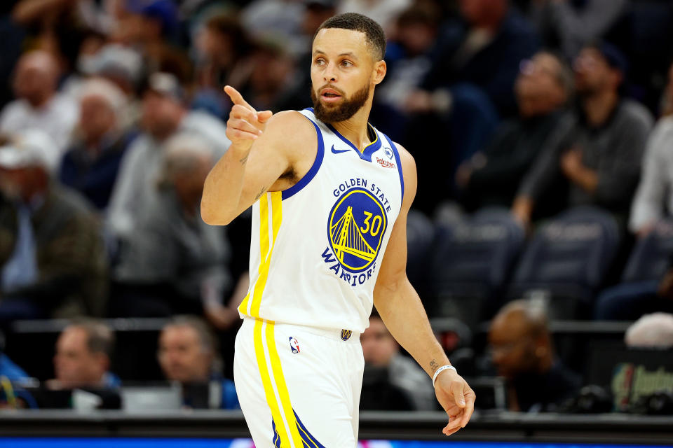 NBA/酸民小心!妹夫爆料「咖哩大神」柯瑞中場上網當鄉民:看你有沒有在罵他
