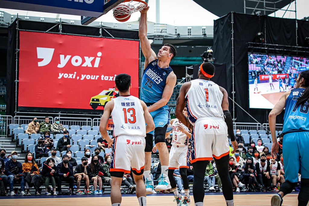 P.LEAGUE+／德古拉22分　富邦勇士輕取領航猿收3連勝