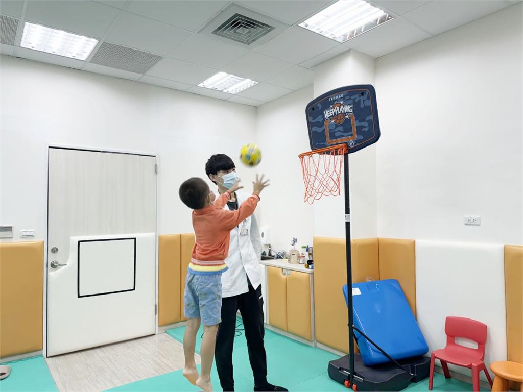 玩球助成長　臺北醫院：提升協調專注關鍵力