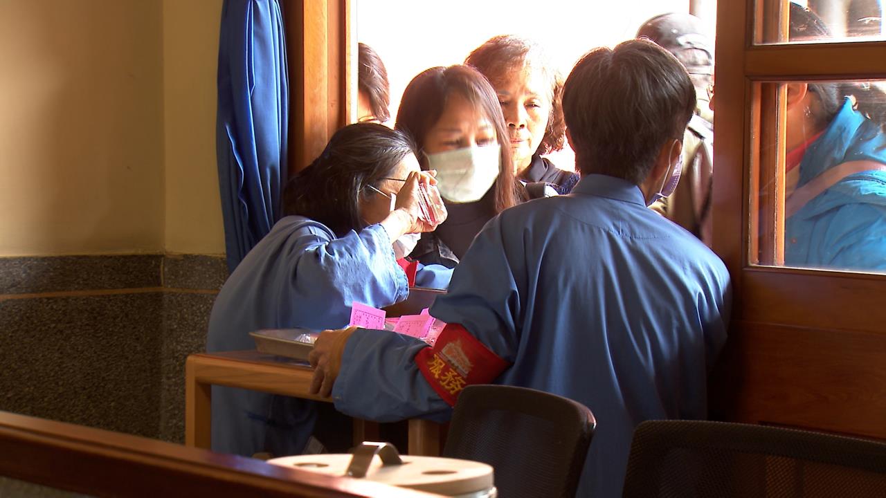 台北行天宮徵「執事」　　月薪４萬８千元引熱議