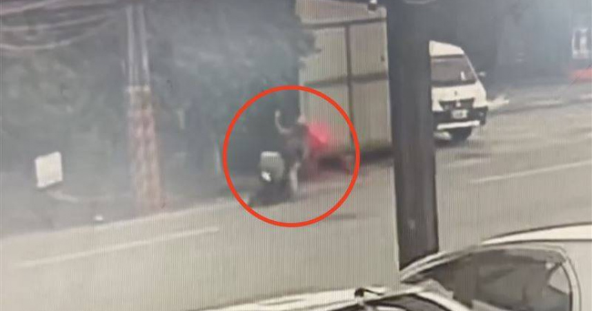 外送員「疑比中指自摔」遭輾亡 家屬忍淚駁斥:搞不好他在求救啊