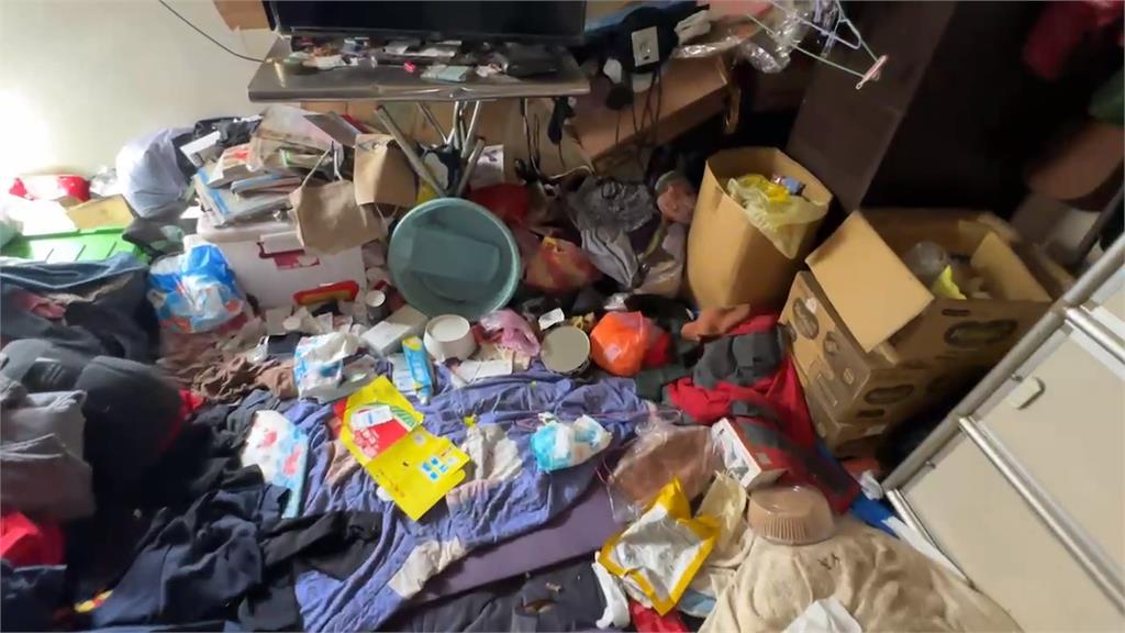 狠心！保養廠經營不善跑路　獨留2隻狗餓死成白骨