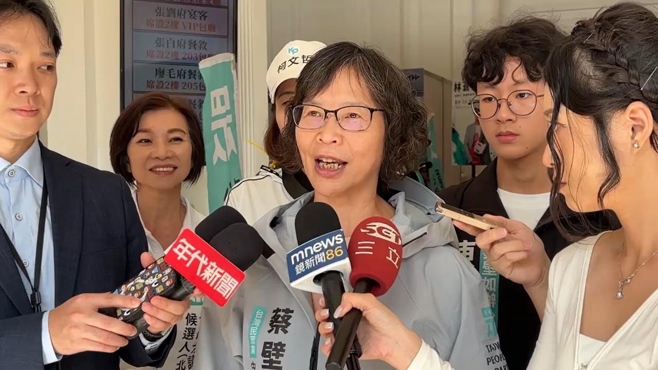 快新聞／蔡壁如還俗了！出家後現身黨慶　揭佛光山一週生活