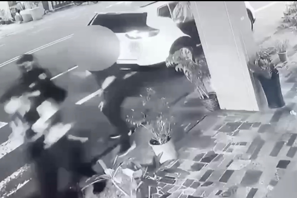 台南驚悚襲警!女警開單後被斧頭攻擊 男子行兇原因曝光