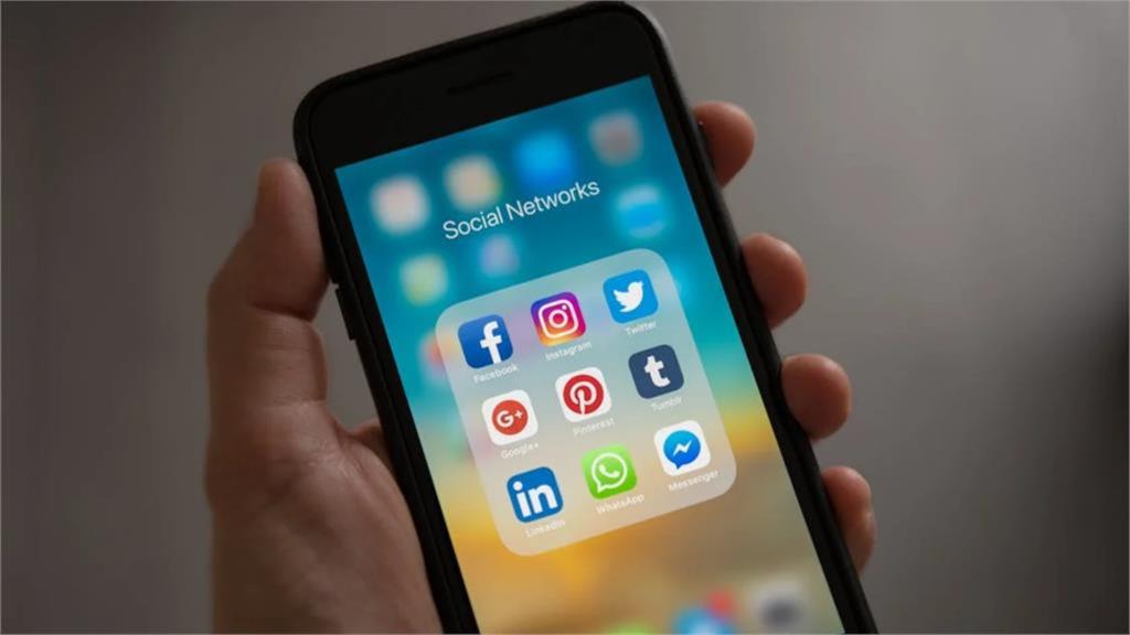 LINE恐成時代的眼淚？年輕人都用「這款App」曝用過回不去了