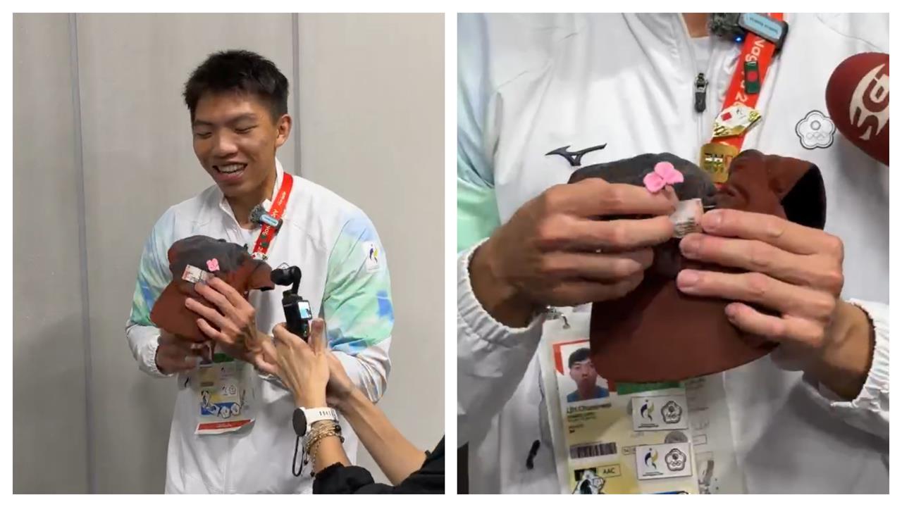 亞運(影)/志工奶奶贈小花好暖心！林仲威把祝福戴在帽上400跨欄奪銅牌
