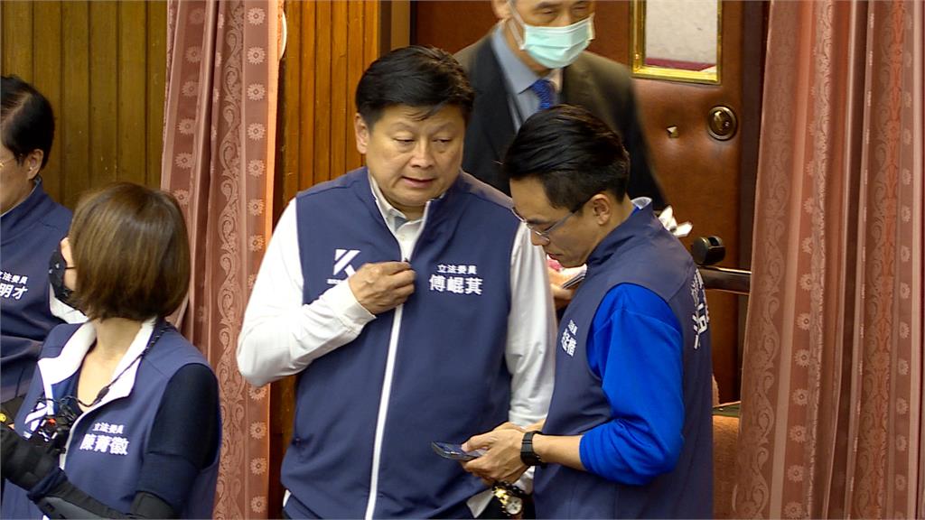 第一勇(影)／急毀屍滅跡？藍委讀「中國暨大」怕人知...挨酸不打自招！