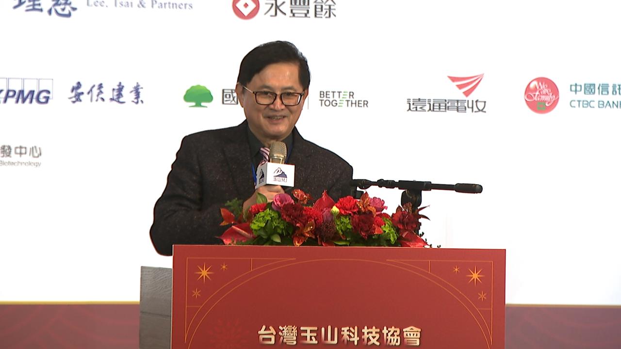 童子賢看好AI帶動手機市場　開創老幹新枝新局面