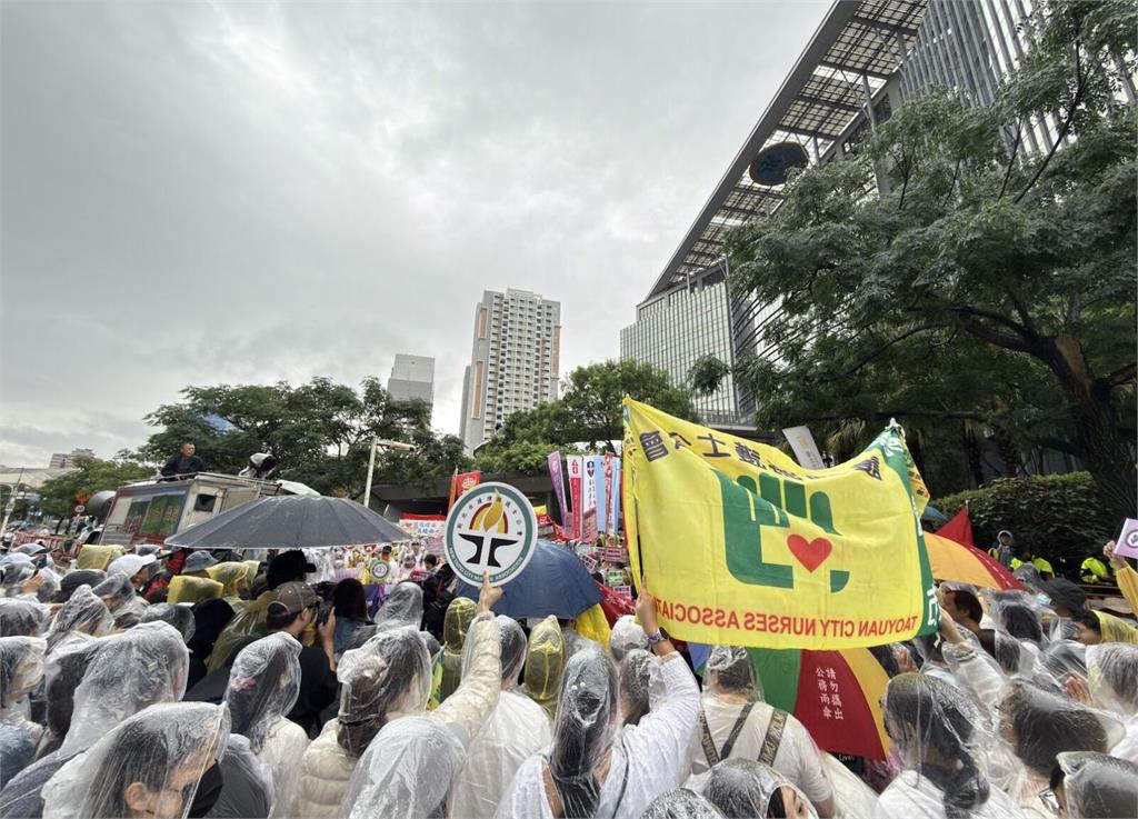 護病比入法偷渡「平均」兩字？   衛福部：這是各界最大共識版本