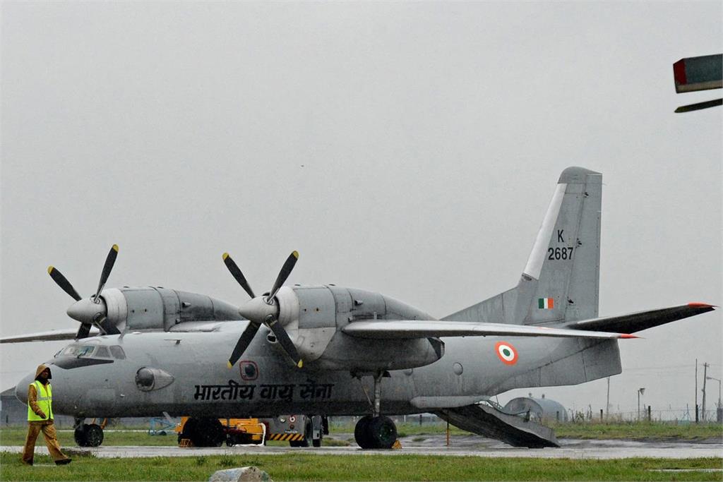 【有片】印度空軍An-32運輸機落地失敗墜毀　傷亡情況不明