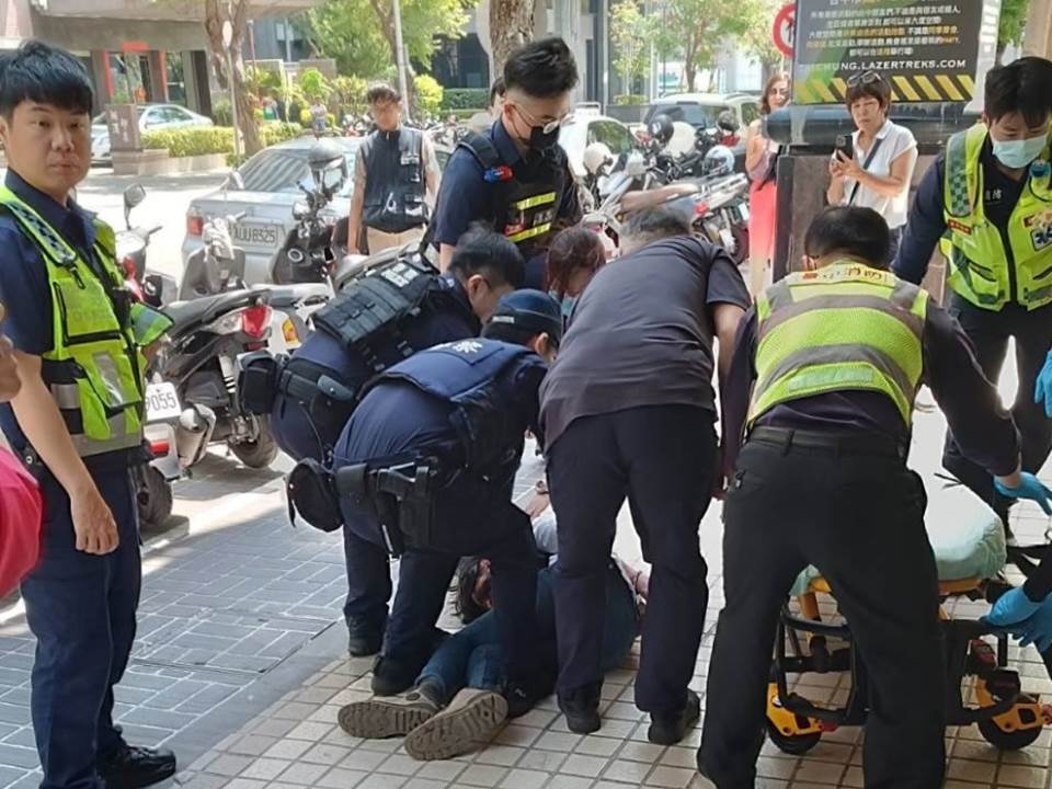 快新聞／驚！台中南屯區爆隨機砍人　2人受傷急送醫