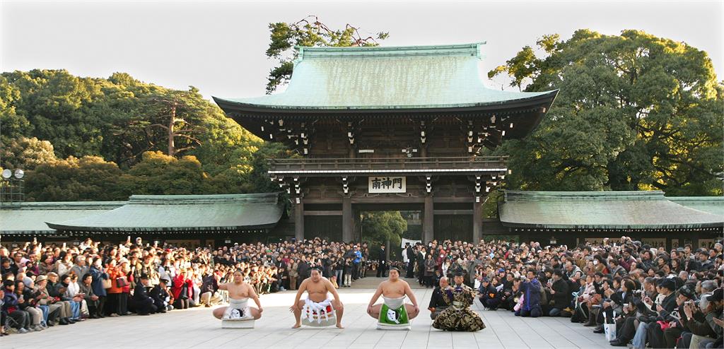 日本新年開工習俗！　明治神宮舉辦「入土俵奉納」儀式　宣告相撲新賽季