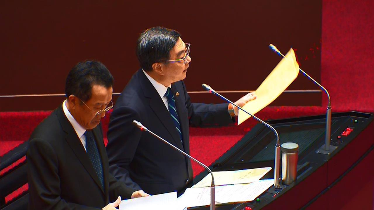 國民黨緊咬卓揆包機特權　謝長廷：拿不出證據還不敢付代價