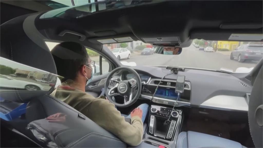 美無人計程車「Waymo」將測試！　每週約有10輛車運行