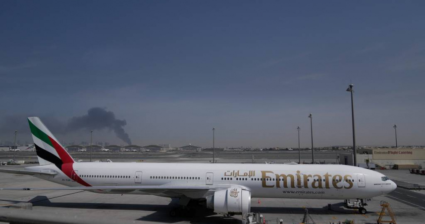 杜拜遭波及班機停飛！台女被迫滯留　見「旅平險」竟不賠崩潰