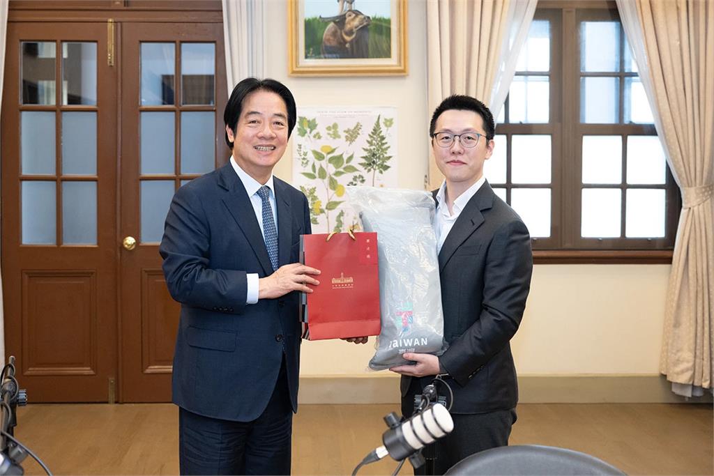 財經網紅專訪估股市可到幾萬點？　賴清德：經濟做好、股市水漲船高