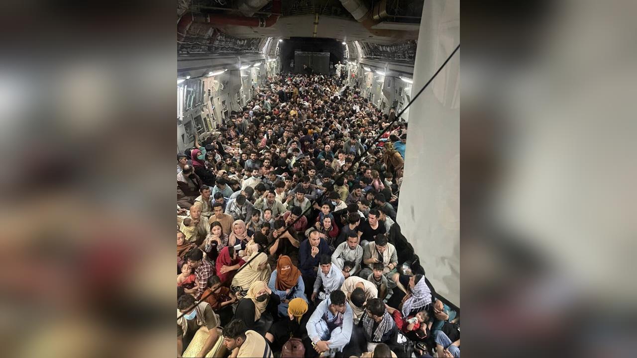 快新聞／感恩節震撼彈！川普宣布美國「永久暫停第三世界移民」