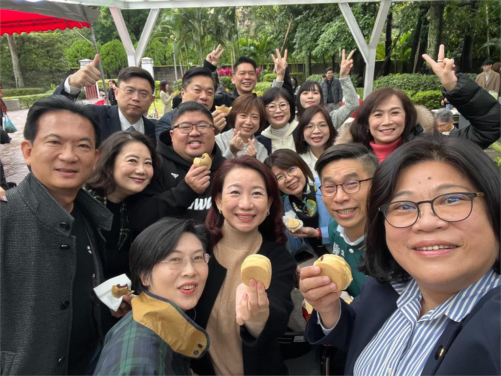 快新聞／綠營內部不合？林岱樺現身烤肉會　林俊憲：聚會是最直接的闢謠