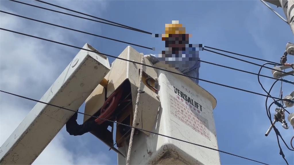 集氣!台電人員遭電擊受傷 教會人員齊聚一堂祈禱