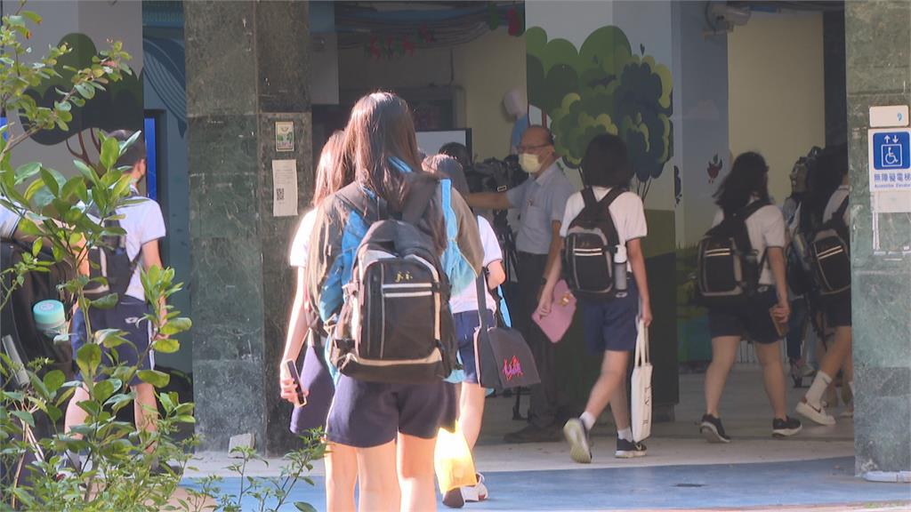 姓+名僅2筆劃 小學生名字超簡單「萬年老二」父親揭背後深遠意義!