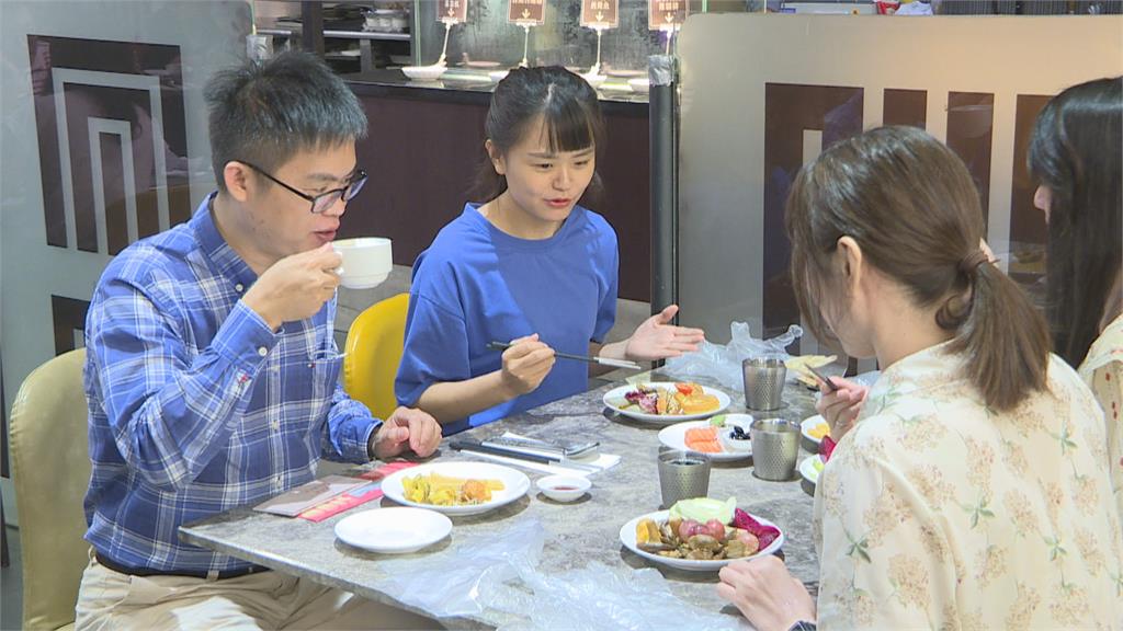 五倍券領到手　吃到飽餐廳祭優惠搶商機