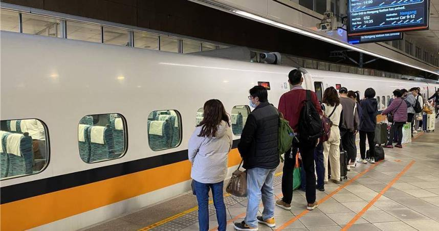 高鐵春節車票「1小時狂賣70萬張」　民眾超崩潰：史上最難搶