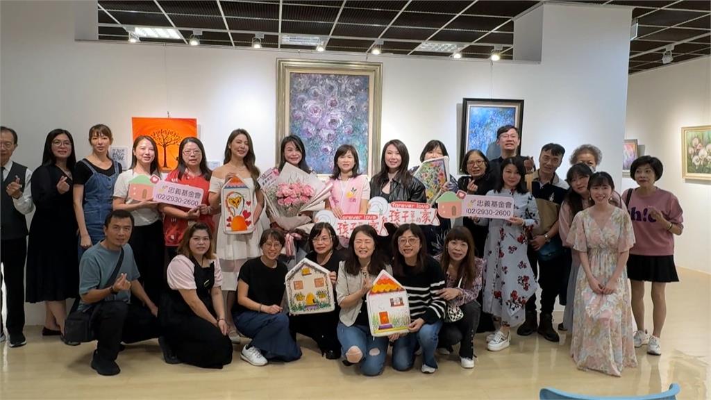 透過畫筆幫助失依兒童蓋家園　白家綺哽咽談網路霸凌