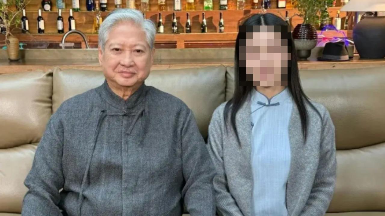 洪金寶攜全家遊杭州古鎮　港姐妻「素顏真面目」曝光網驚艷