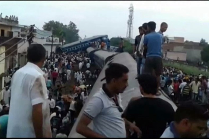 人間煉獄！ 印度列車出軌 23死156傷
