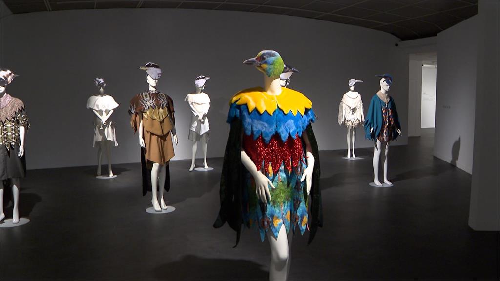解構服裝概念！　周尹庠服裝創作個展登場