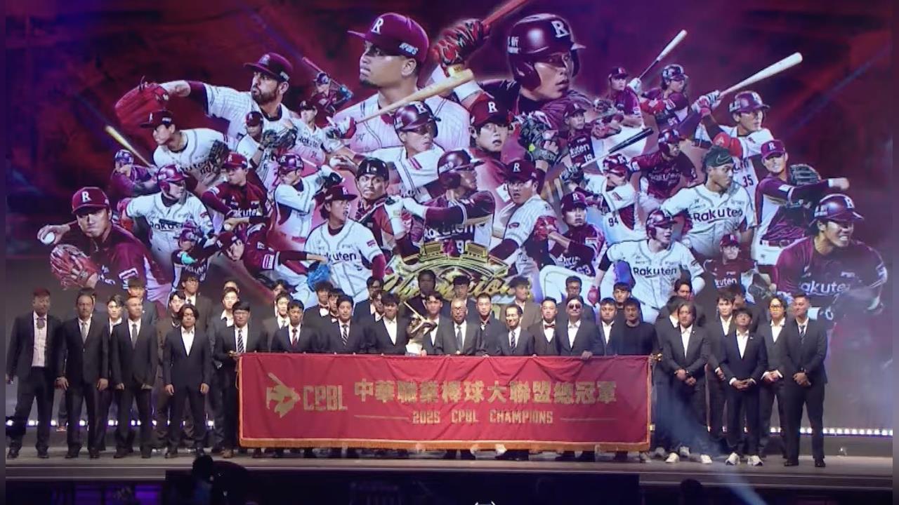 中職/球員賽前還不知情!「阿公」古久保休息室道別難忍淚水:不能再穿同件球衣了