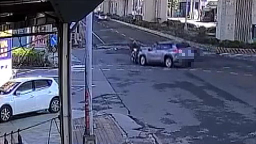 高雄光明路與台88橋下路口車禍頻傳　在地民眾埋怨遲未改善