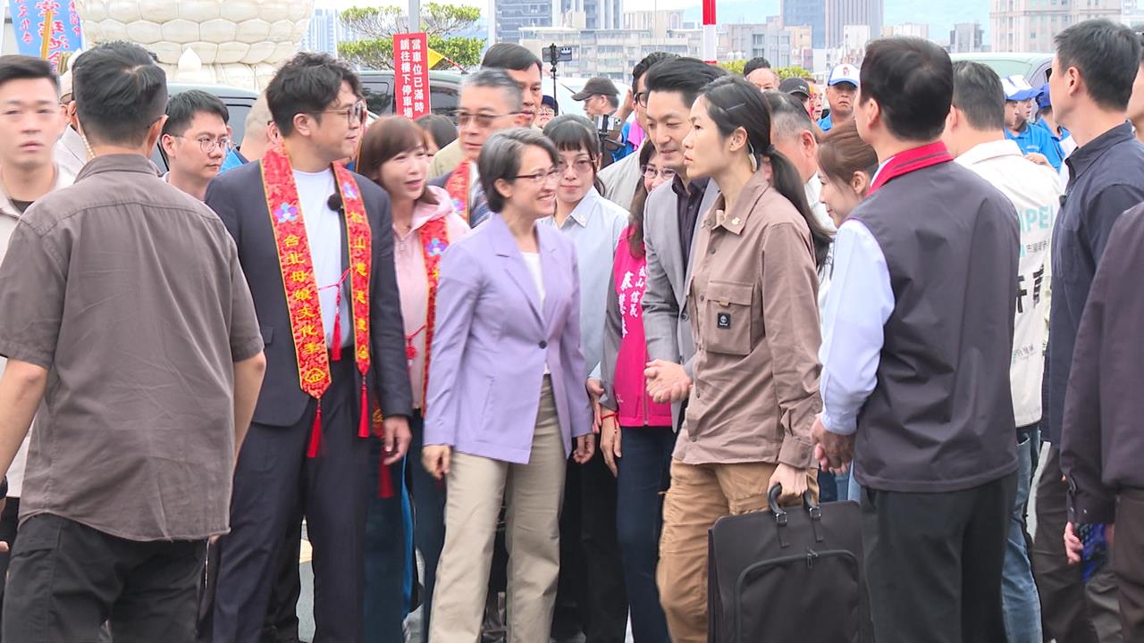 蔣萬安、沈伯洋首度同台　沈伯洋喊：由我們改變城市