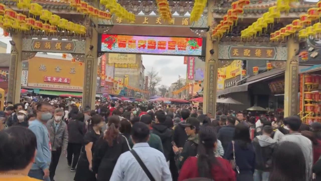 過年好天氣走春趣　中部遊樂園、老街人潮爆滿