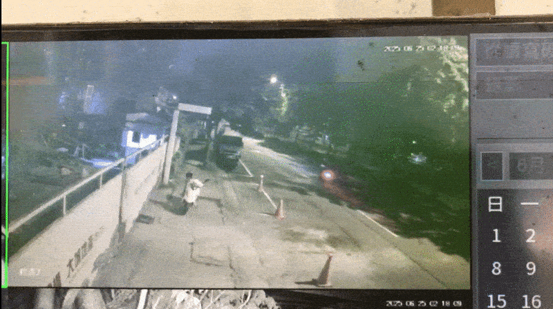 快新聞／碰！車殼碎片噴滿地　台中騎士逆向撞重機後傷重不治