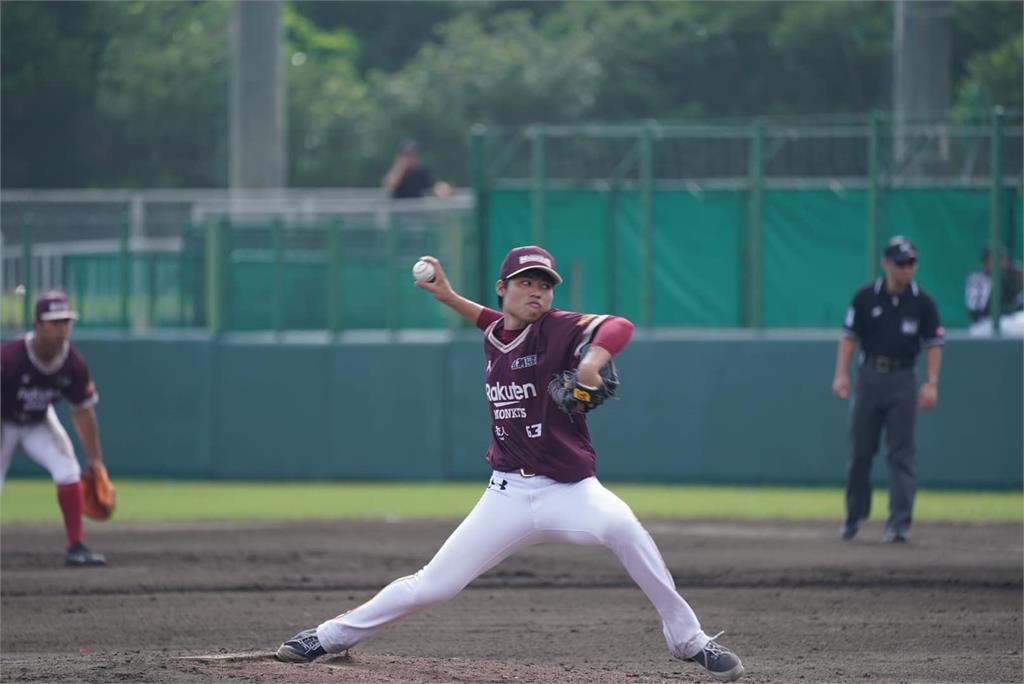 賴胤豪首度坐飛機出國 交流賽中繼飆149公里